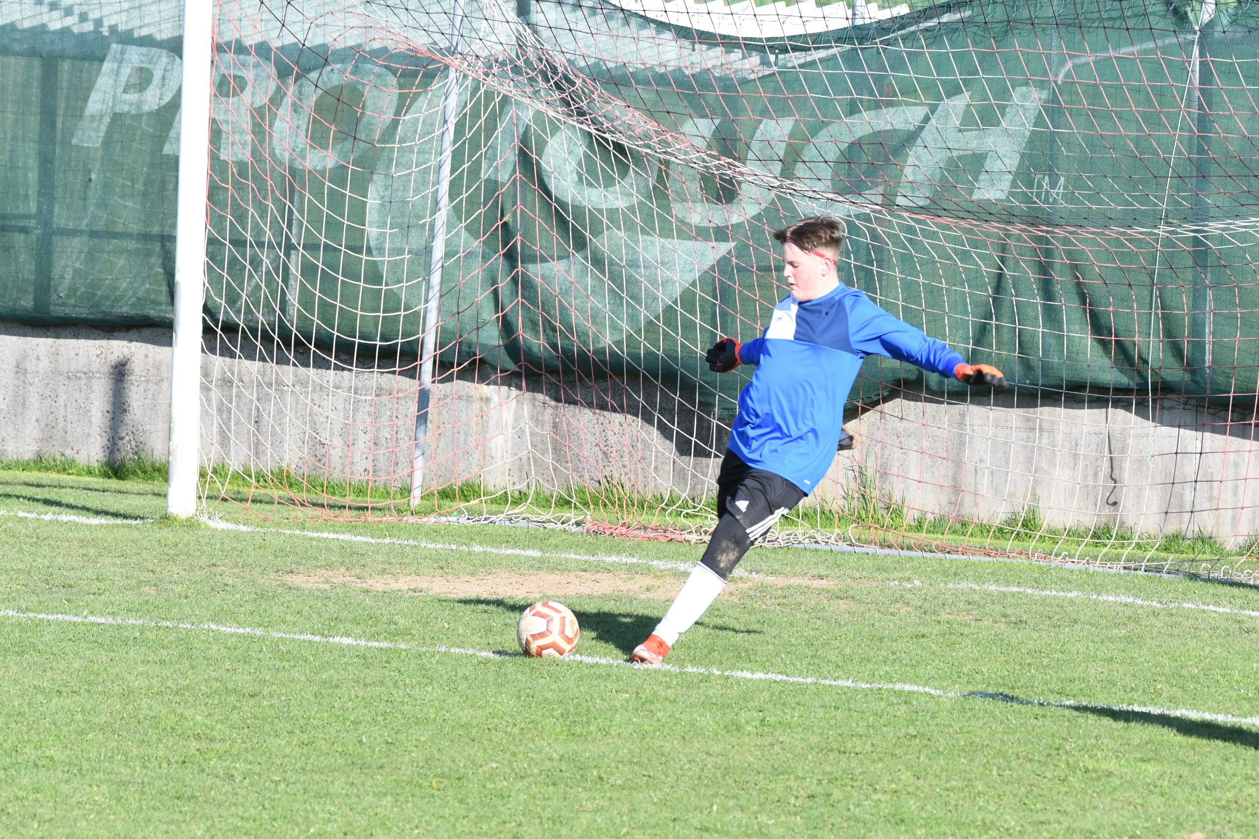 Leon Kuč pri izvedbi gol avta