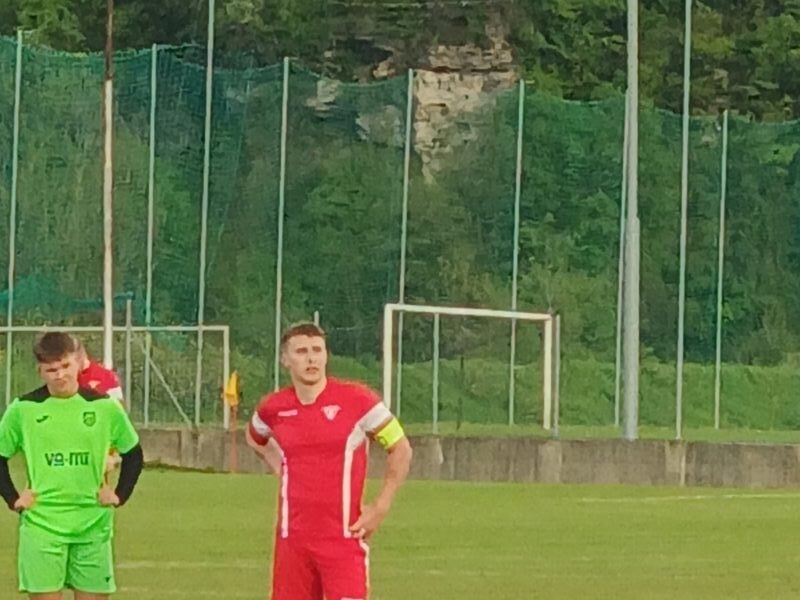 Visoka zmaga rdečih