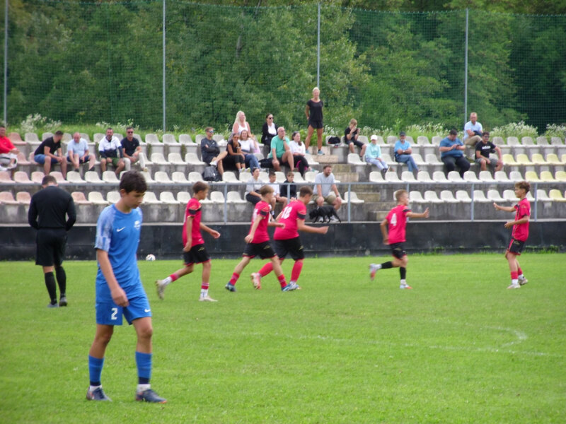 Vikend vzpodbudnih predstav