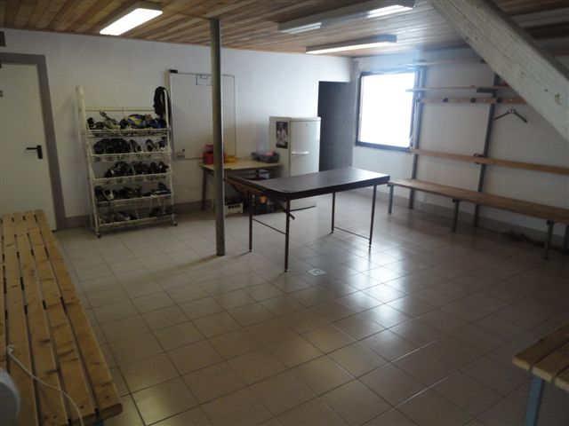 Klubski in garderobni prostori — NK Zarica Kranj