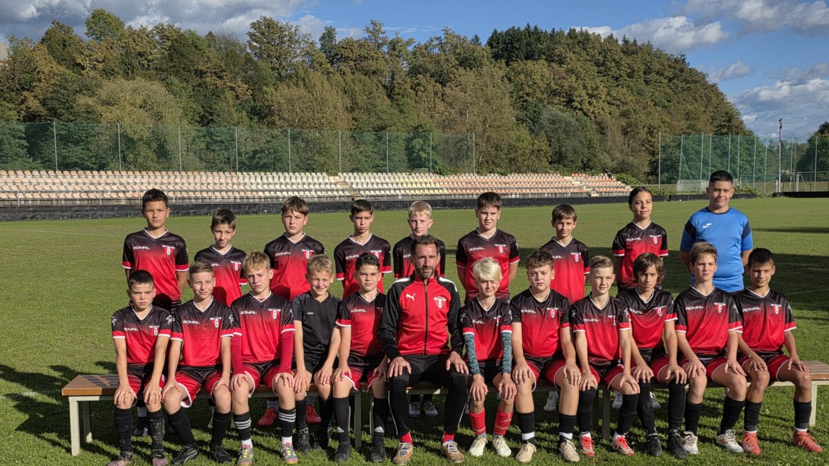 U13