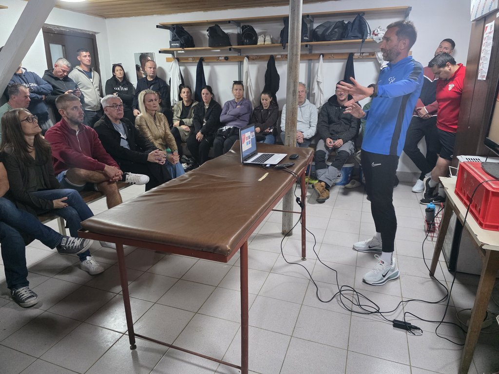 Predstavitev igralne minute — NK Zarica Kranj