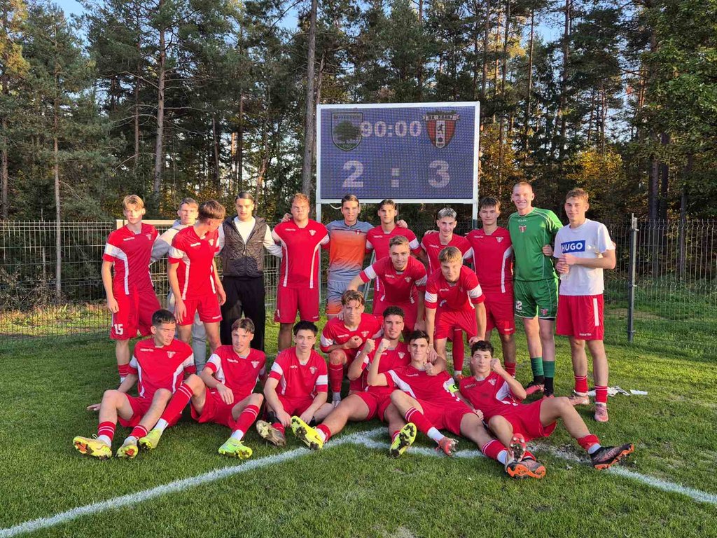 Mladinci slavili v preddvoru — NK Zarica Kranj